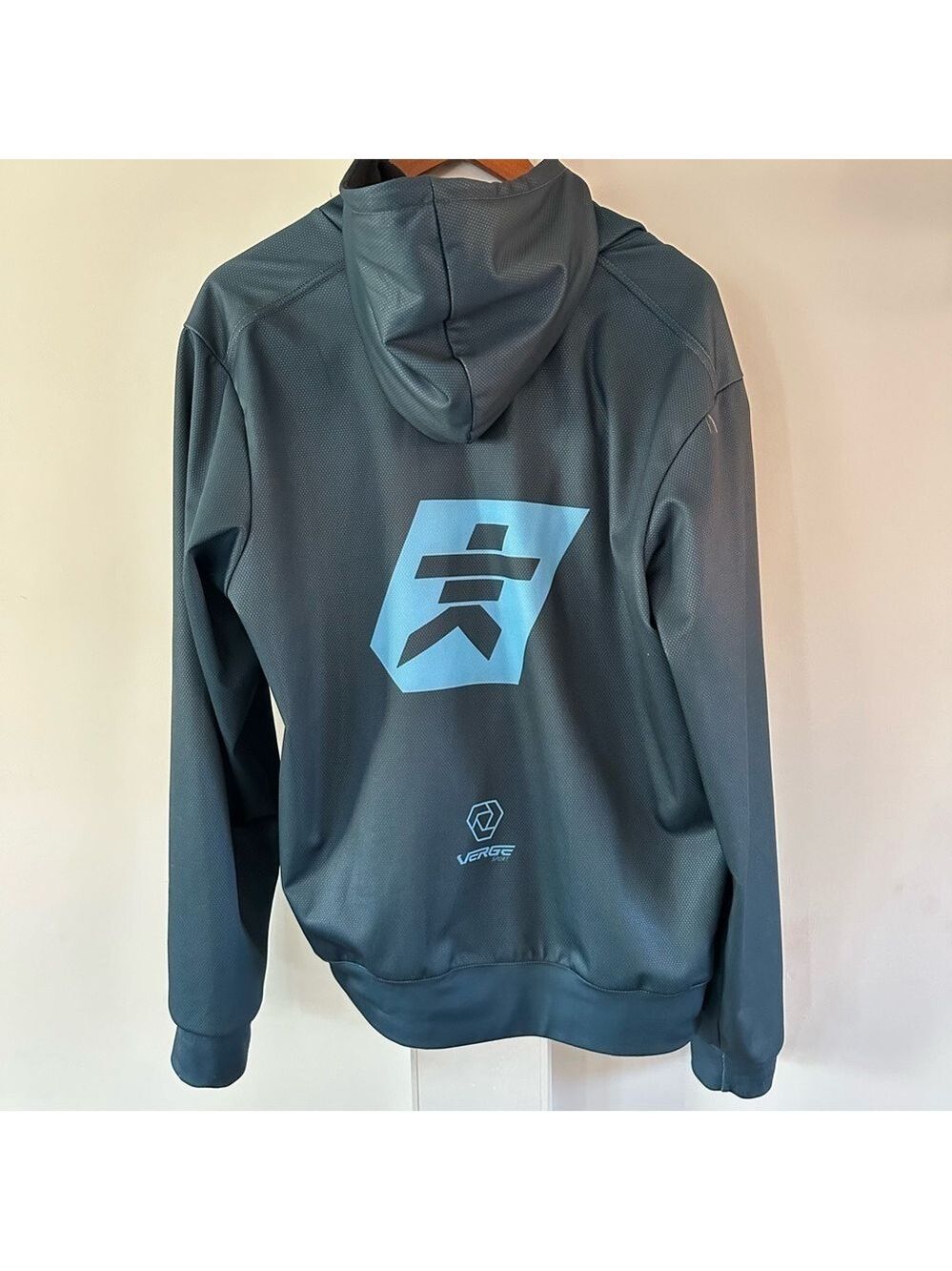 VERGE SPORT /KIND HUMAN BICYCLE HOODIE/JACKET  MENS SZ XL